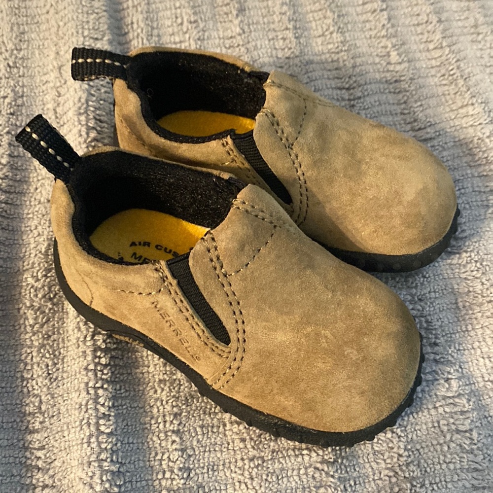 Kids Merrel shoes